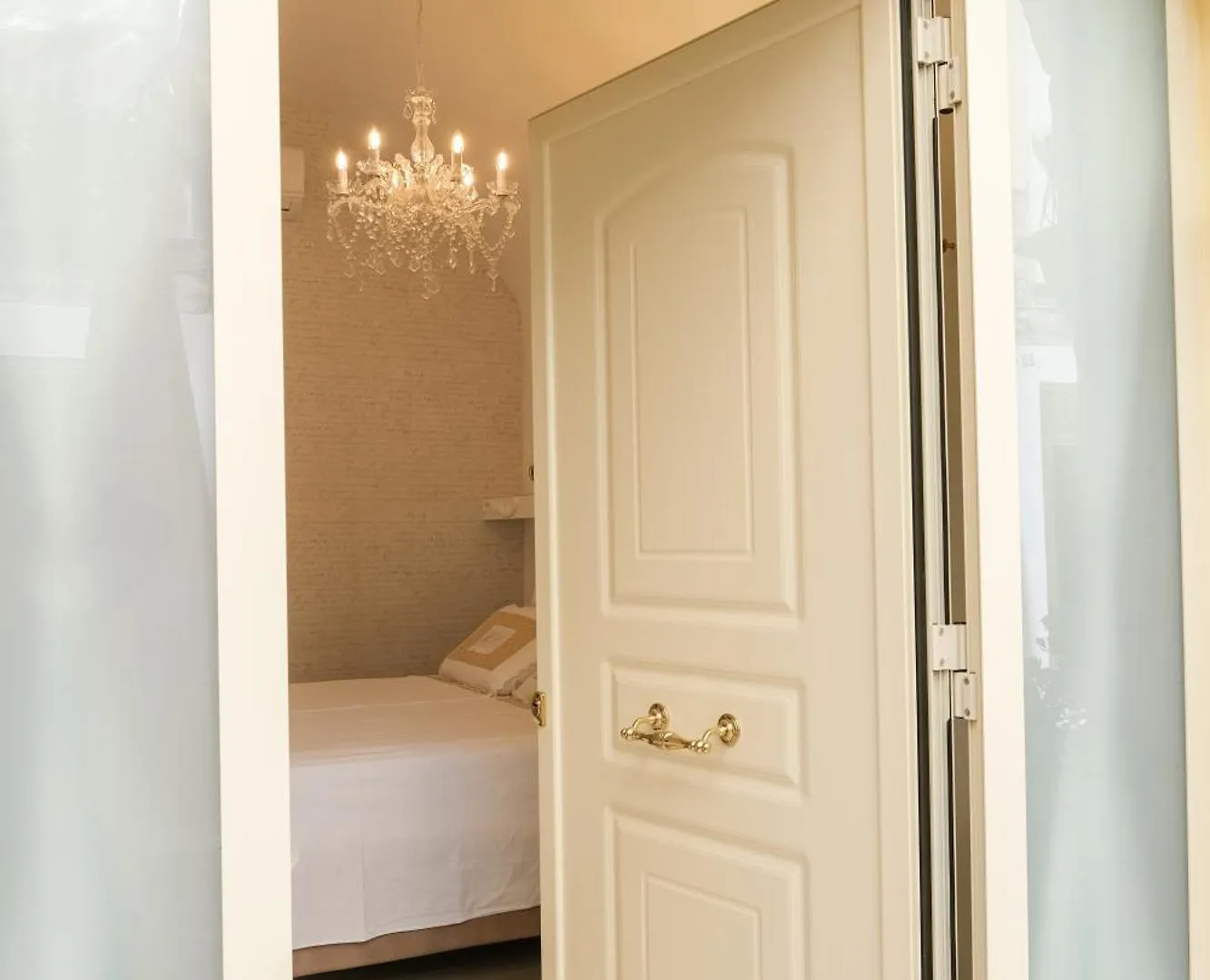 Porta Dei Mori Apartment Bari 0*,  Italy